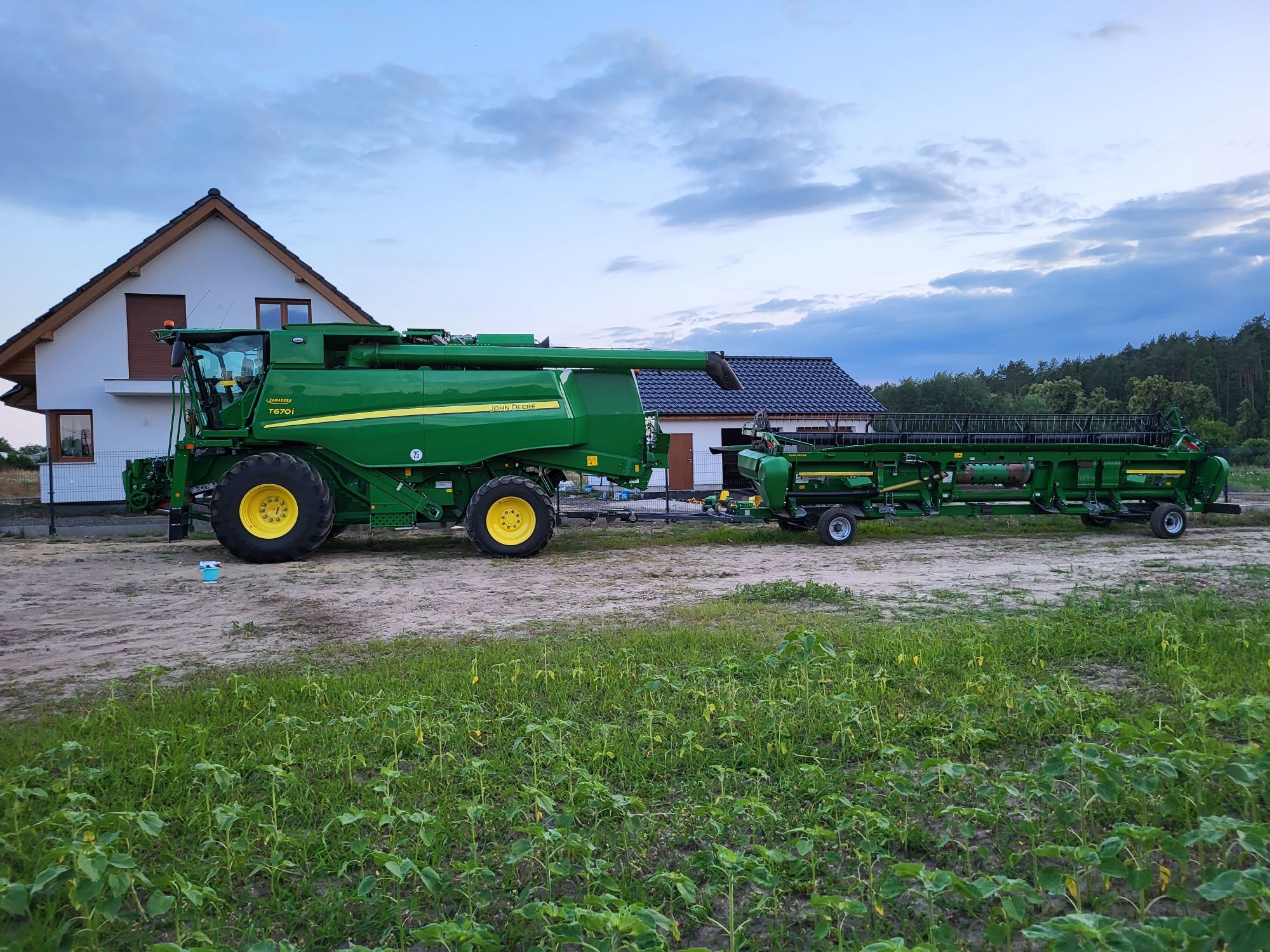 Kombajn John Deere T670i Cena BRUTTO