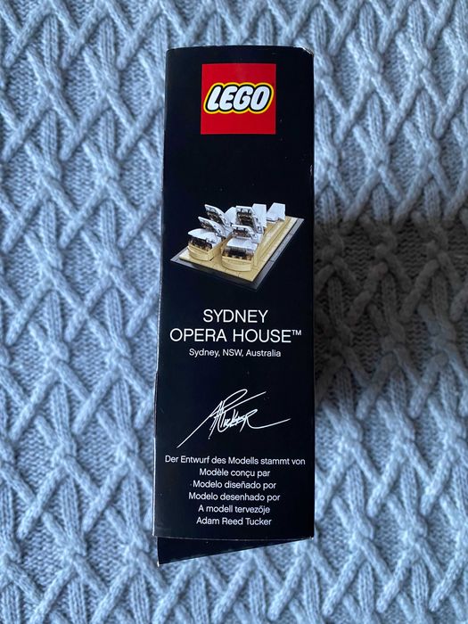 LEGO 21012 Sydney Opera House