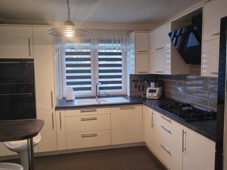 Meble kuchenne ze sprzętem