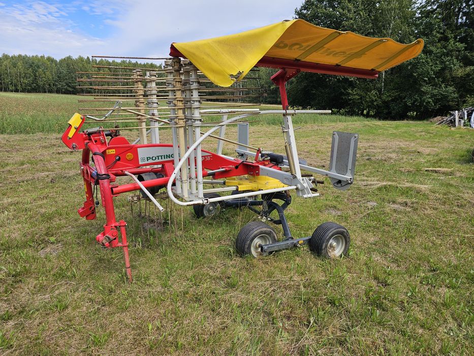 Pottinger Top 382 Zgrabiarka