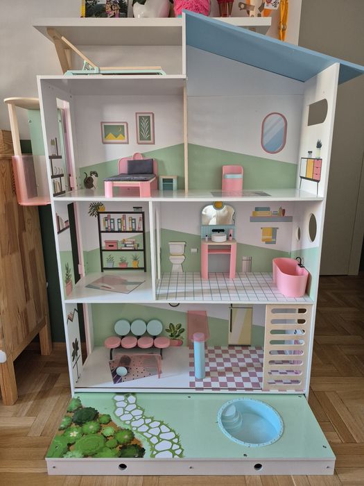 Drewniany domek z windą i basenem XXL dla lalek Barbie