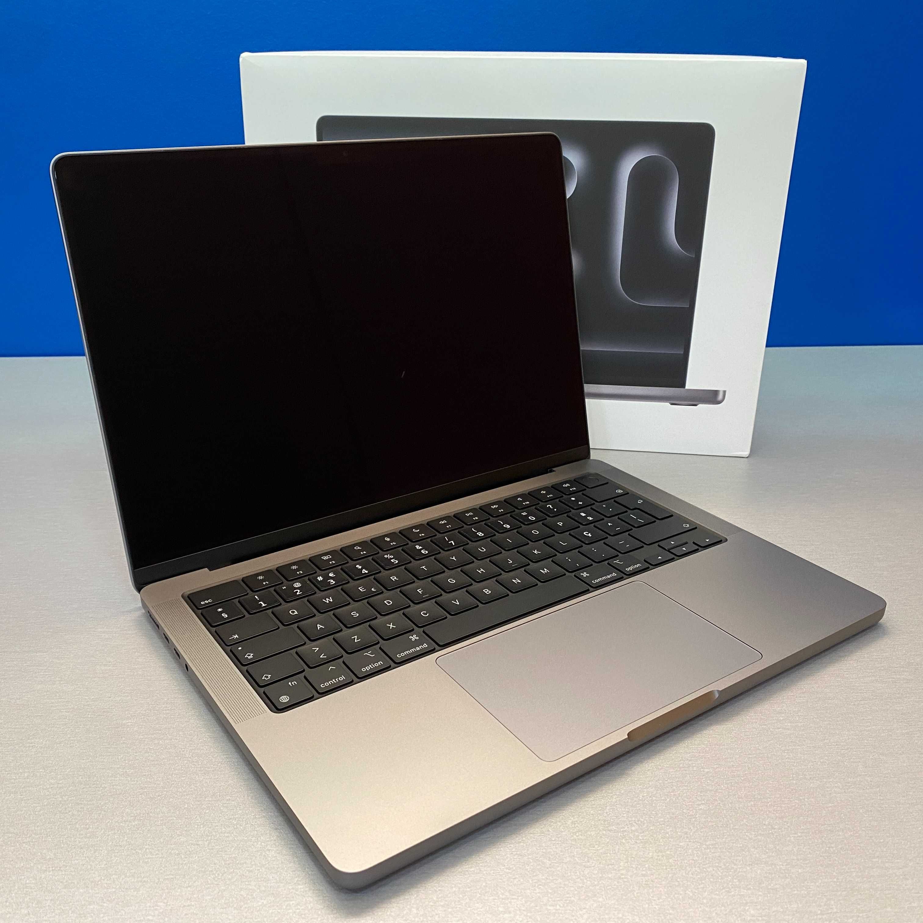 Apple MacBook Pro 14" (Late 2023) - M3 8-Cores/8GB/1TB SSD