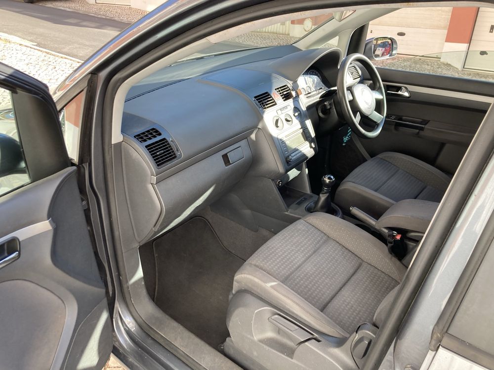 Vw Touran 1.9 Tdi  (7 lug)