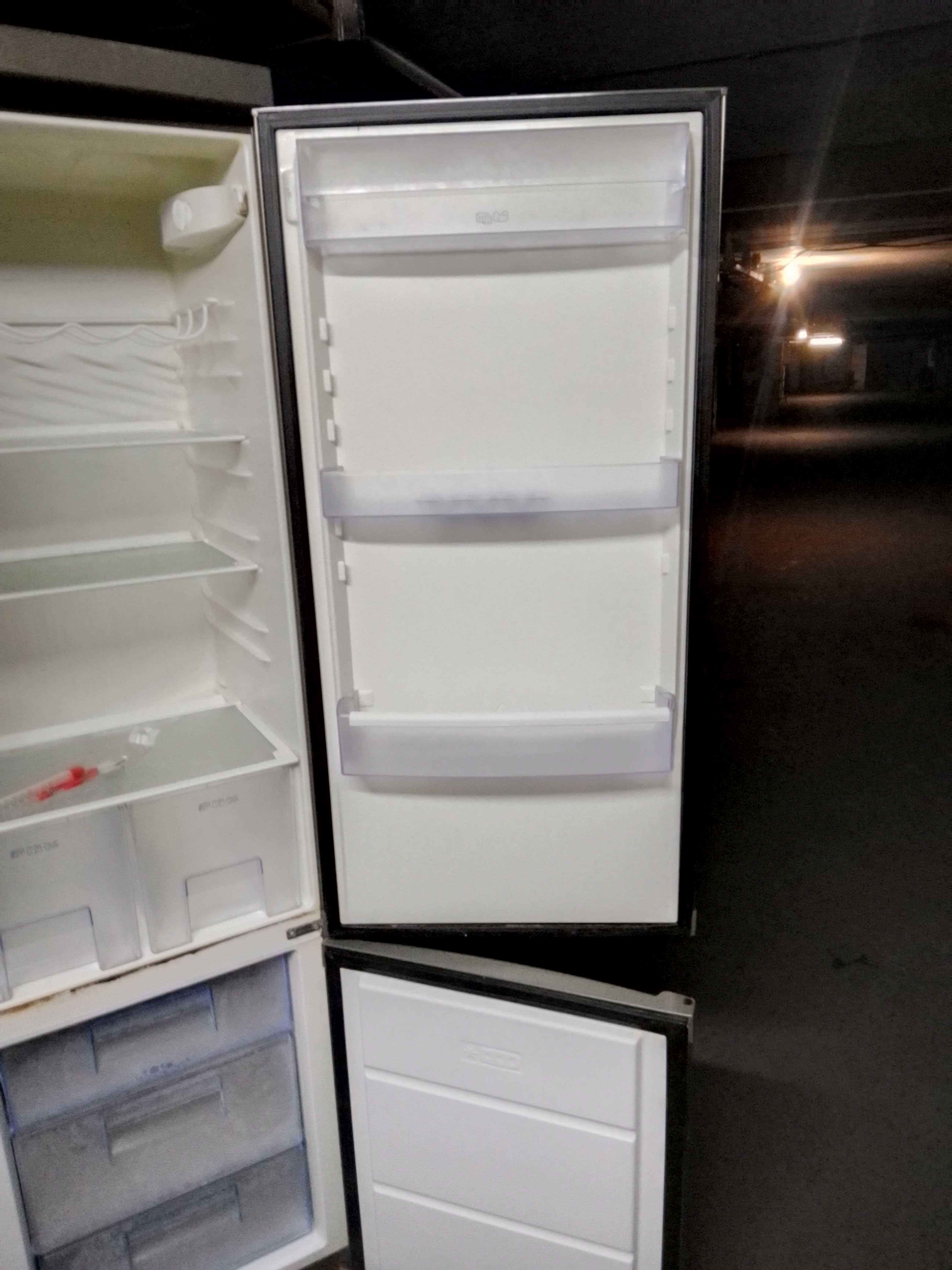Продам Холодильник ZANUSSI