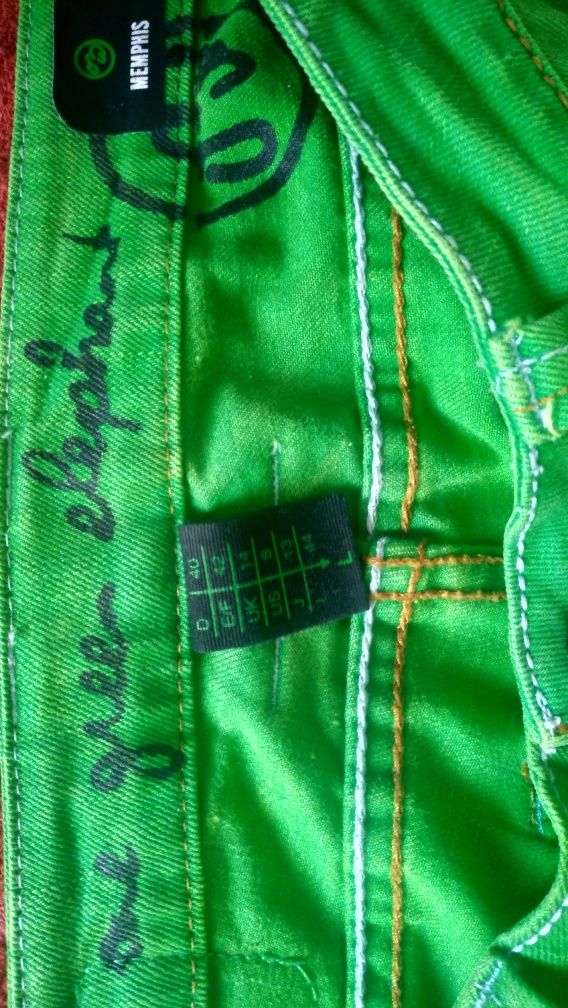 Джинсы, штаны зеленые