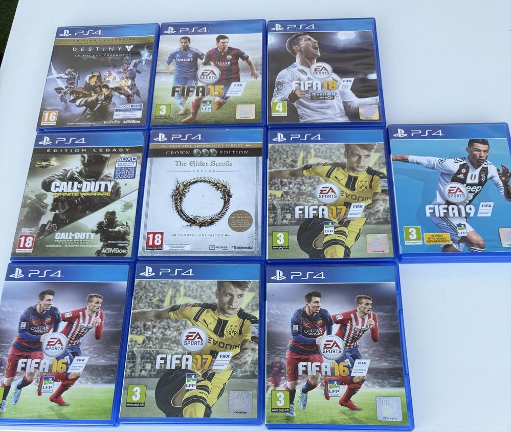 Ps4 com jogos e comando