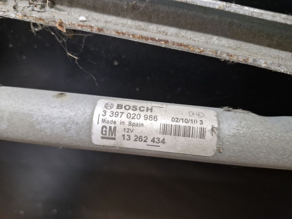 Mechanizm wycieraczek Astra J