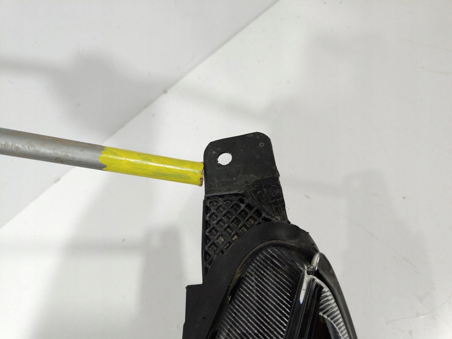 Ford focus mk3 lift 14-18 lampa lewy przod +led ciemna