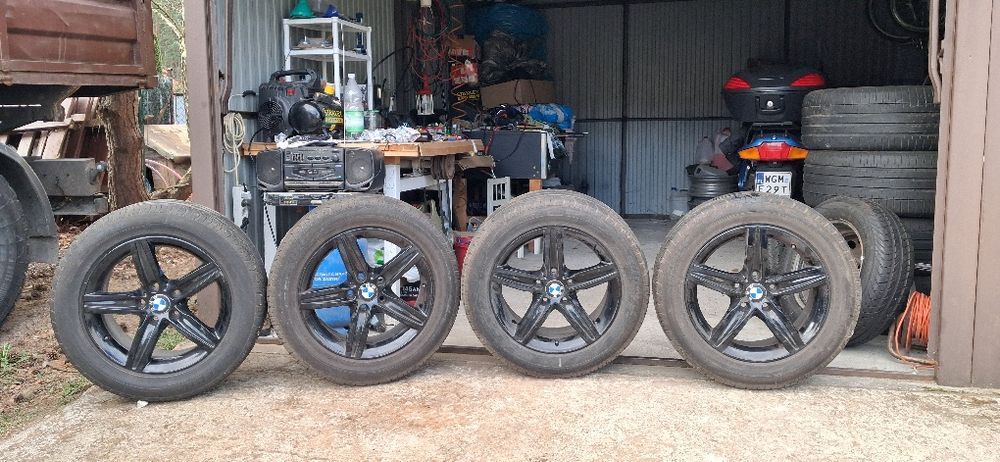 Sprzedam felgi z oponami lato 235/55R17