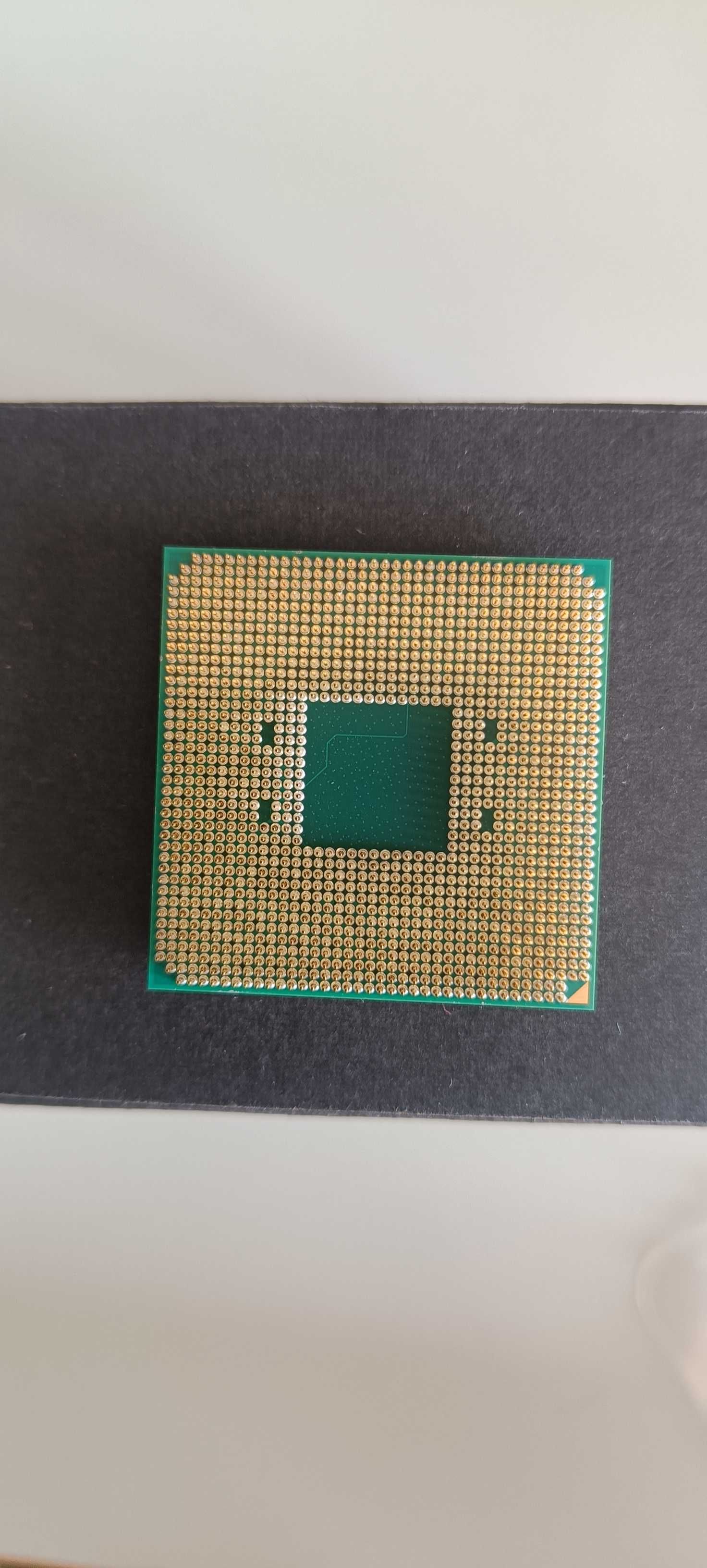 Procesor AMD A10-9700E