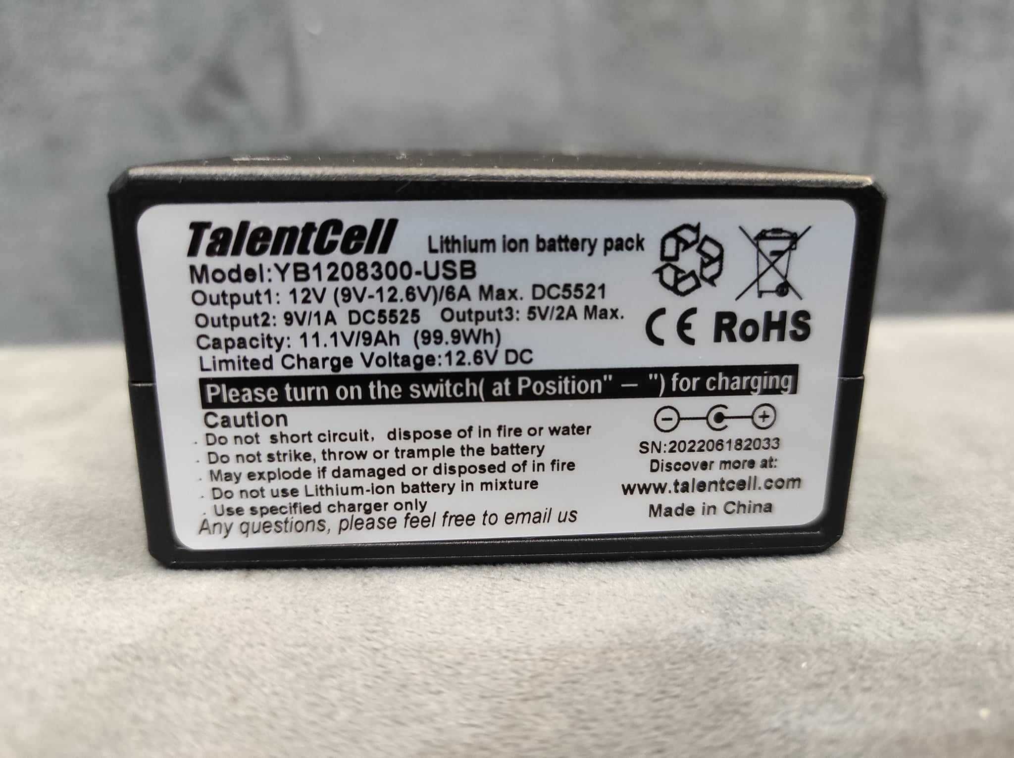 Akumulator uniwersalny Talentcell 72W 12V, 9V/11000mAh 5V/20000mAh