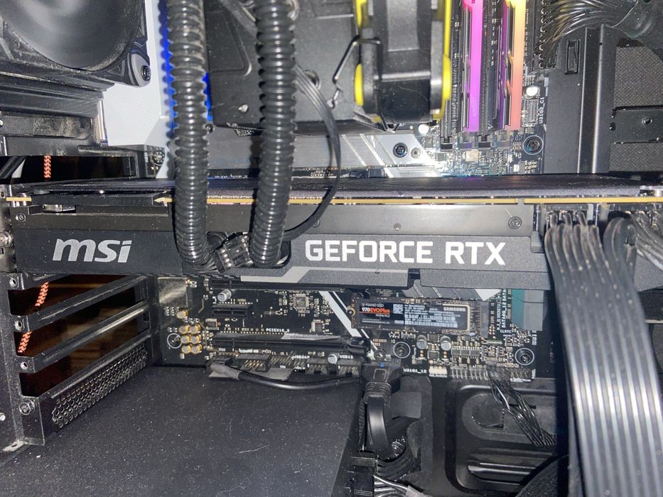 Продам Відео карту  RTX 2080 на водяному охолодженні