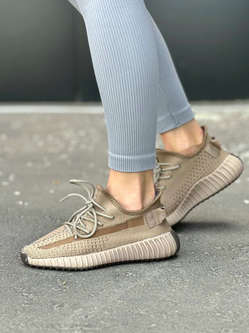 Женские Кроссовки Adidas Yeezy Boost 350, изи буст 350 yezzy boost 350