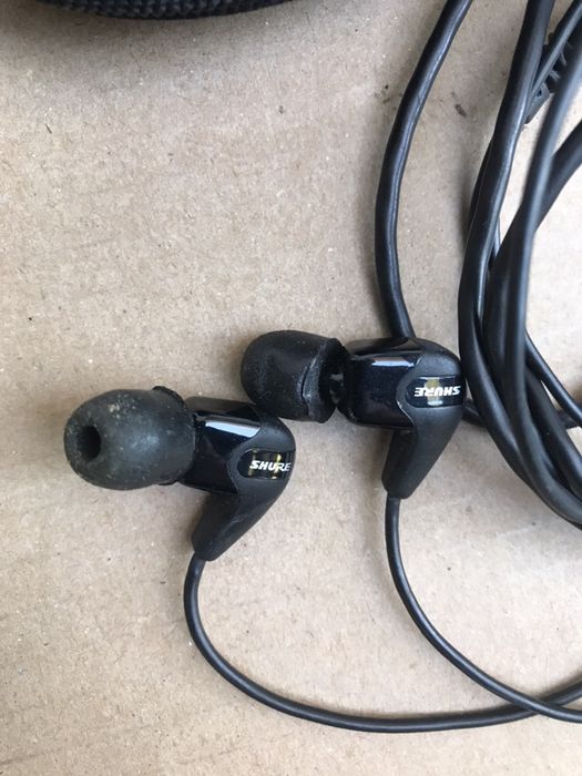 Vendo/troco shure SE425 e shure SE210