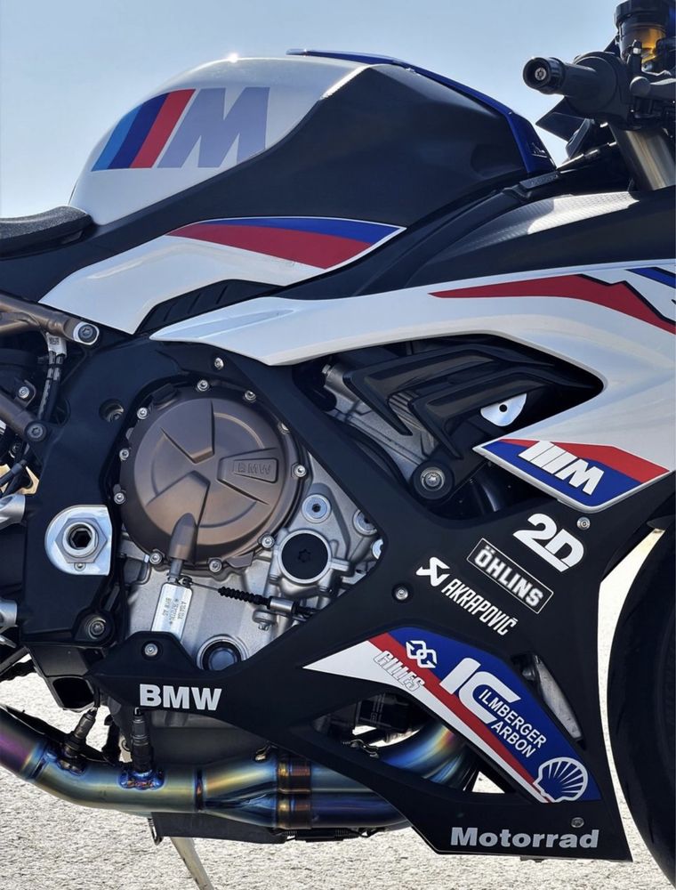 BMW S1000RR Pack M Performance Akrapovic Carbon Edition