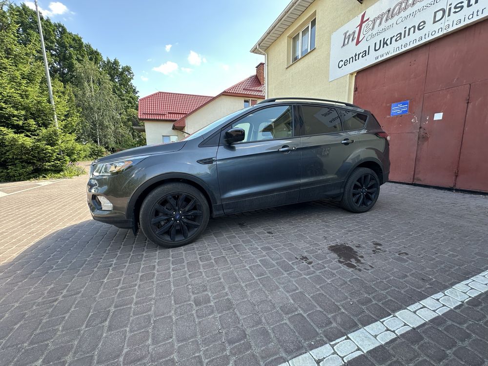 Ford Escape sport