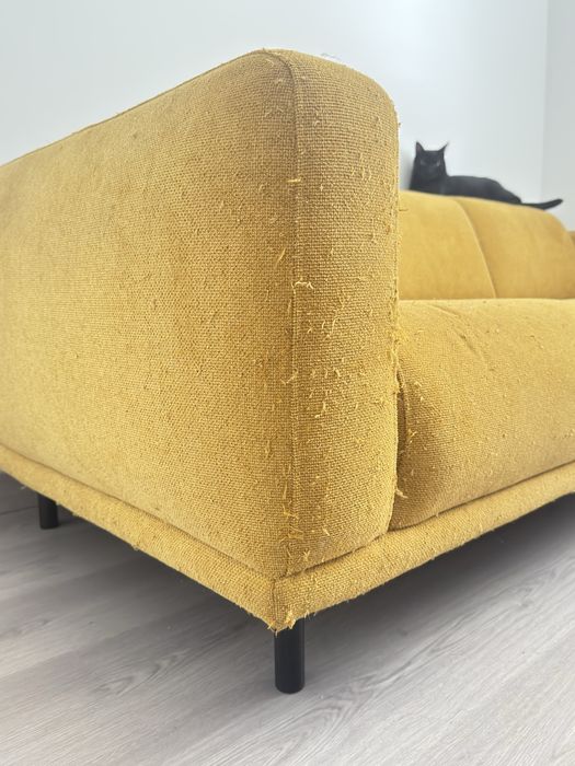 Sofá à venda – Modelo Brixen (Área Store)