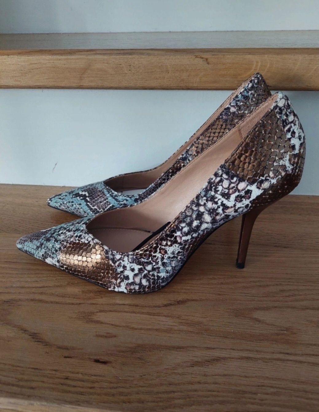 Zara,eleganckie skórzane szpilki,animal print,snake skin,połysk mat 39
