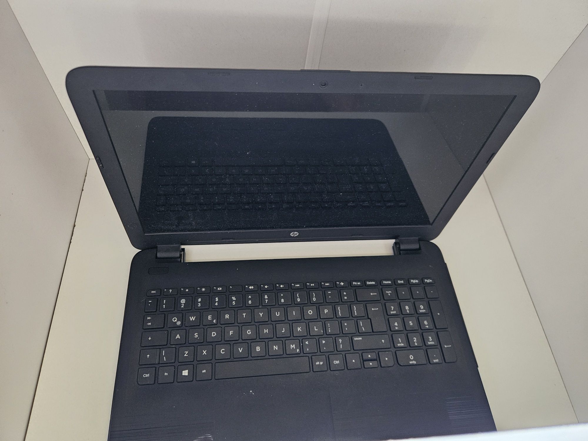 Sprzedam laptopa hp TPN c126