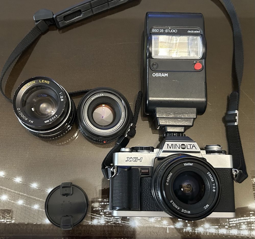 Minolta XG-1 + lampa + obiektywy