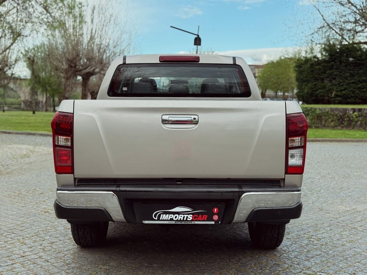 Isuzu D-Max 2.5 DTi CD 4WD LS