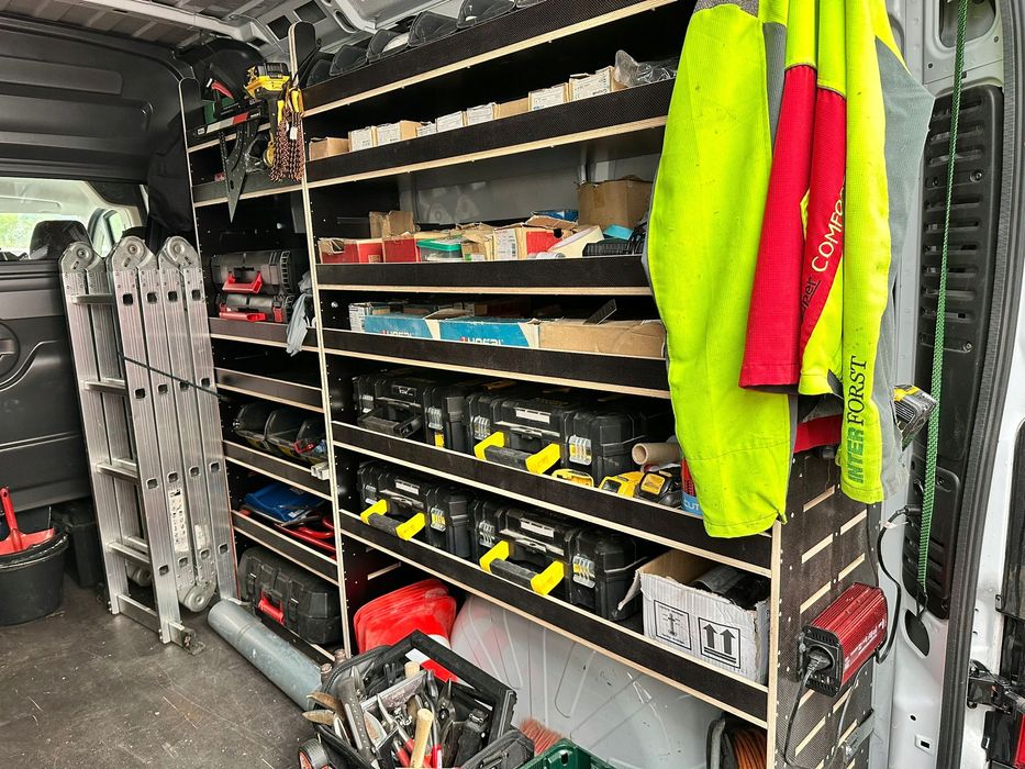 Regał Mercedes Sprinter XL+ zabudowa z sklejki laminowanej 1,2M