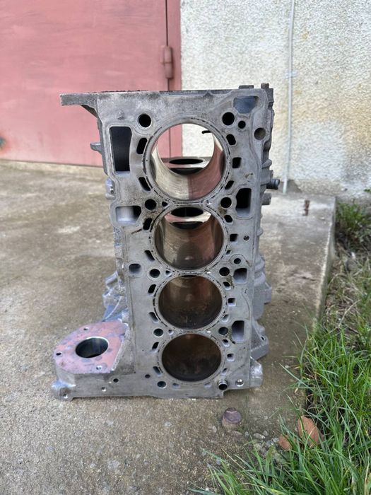 Продам блок від BMW N47D20A