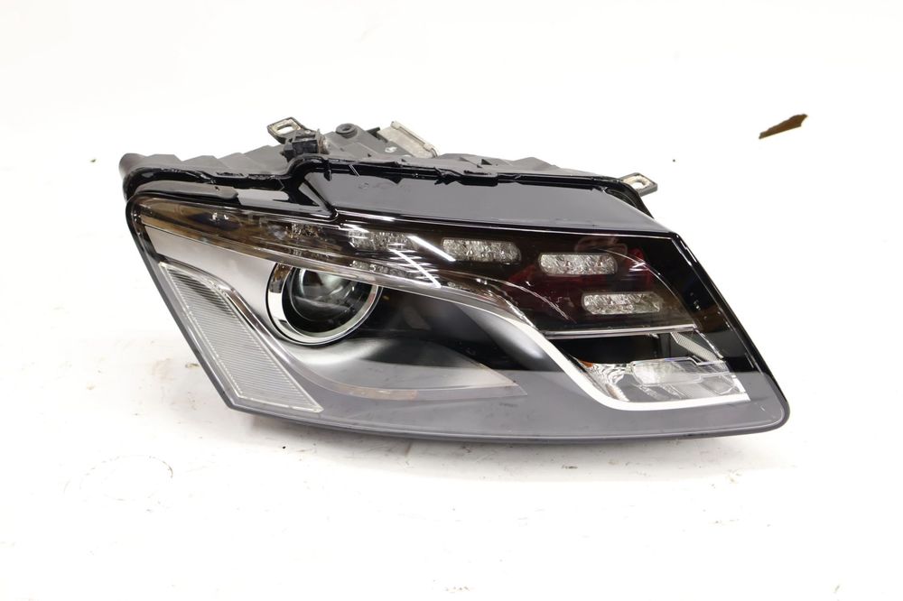 Audi Q5 lampa przód prawa 8R0941004AJ
