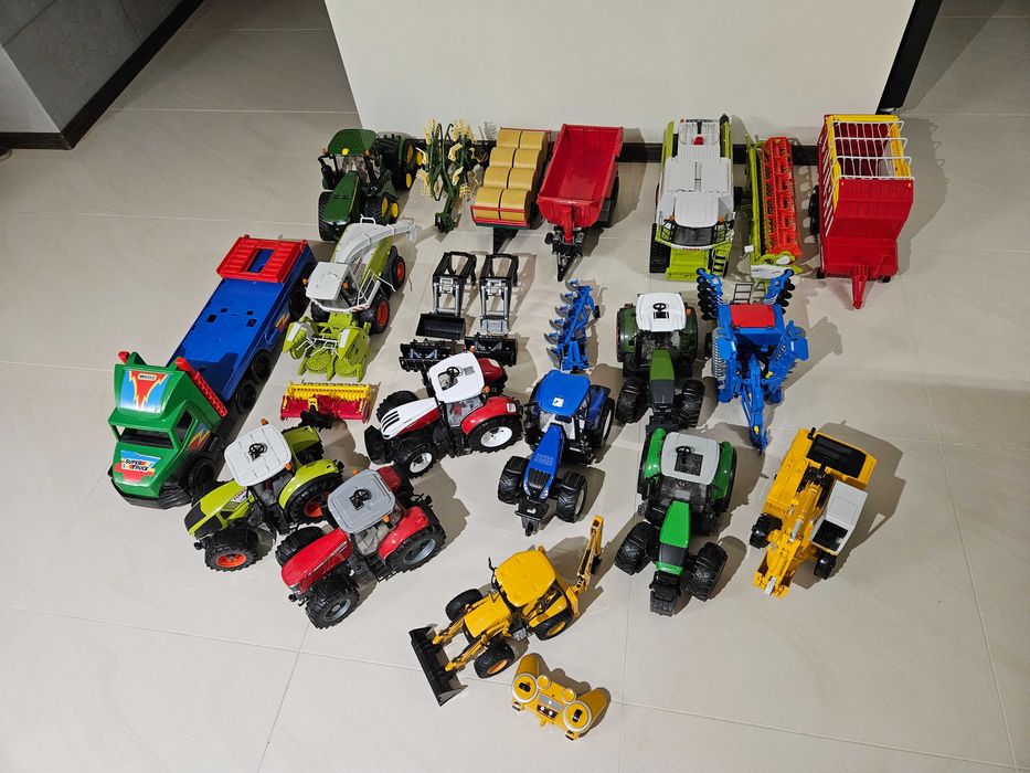 Zabawki BRUDER-Traktory-Kombajny-Maszyny-Przyczepy-Koparki