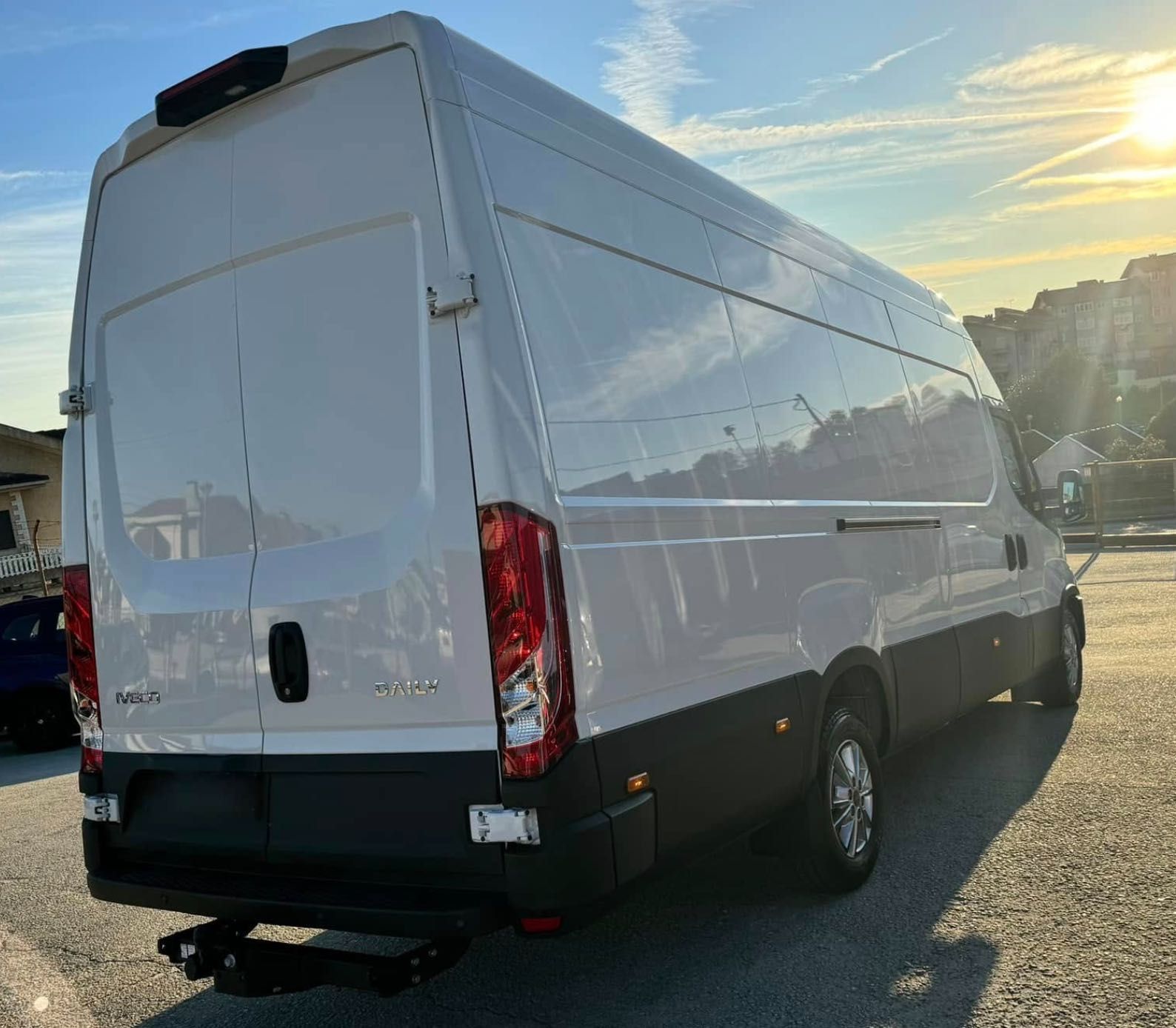 IVECO DAILY 35S18 - HIMATIC - FURGAO H3 L4