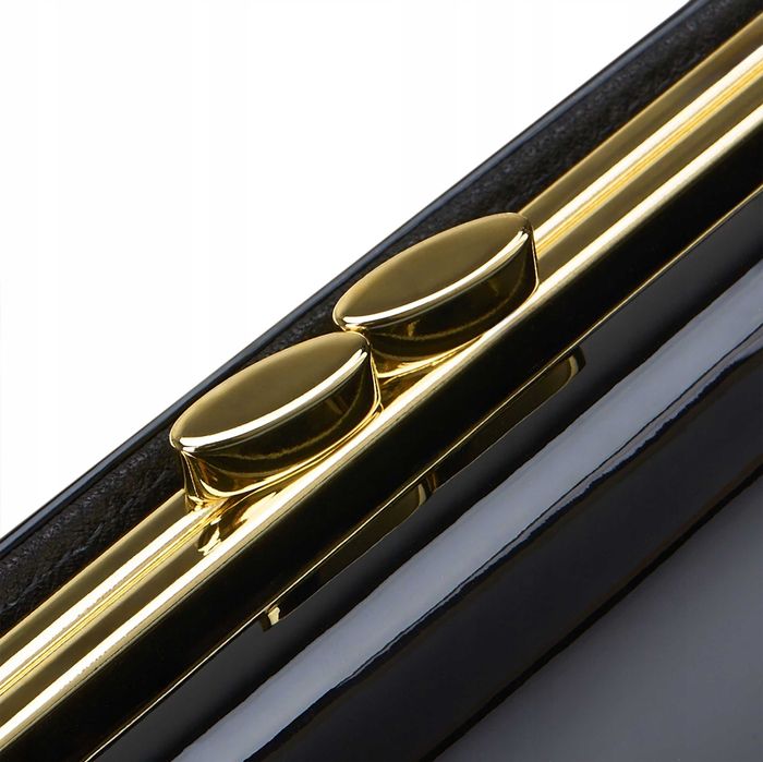 BETLEWSKI Portfel Damski Skórzany Czarny Lakierowany Mały Błyszczący