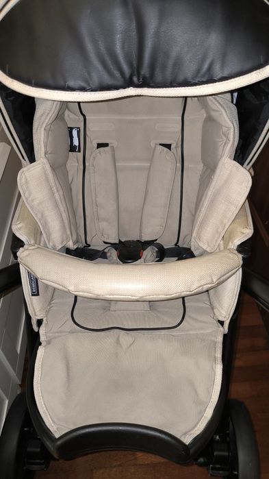 Carrinho de bebé + Ovo Bébécar Hip-Hop Tech