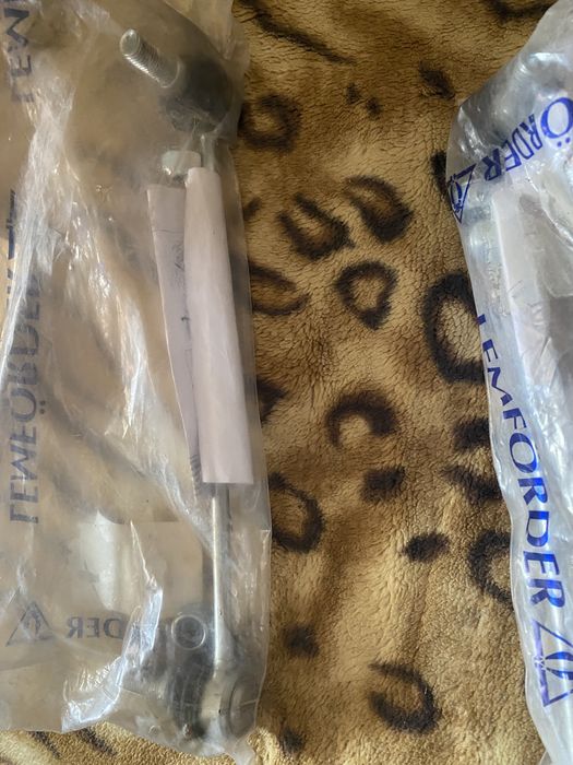 Тяга/стойка стабилизатора Mercedes Vito