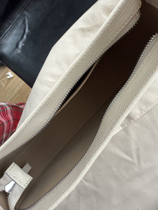 Молочна шкіряна сумка українського бренду bulavi