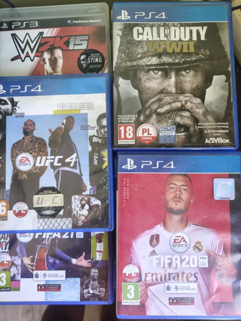 Konsola PS4 slim + gry