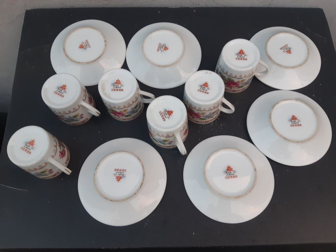 Porcelana chińska komplet  talerzyki filiżanki.