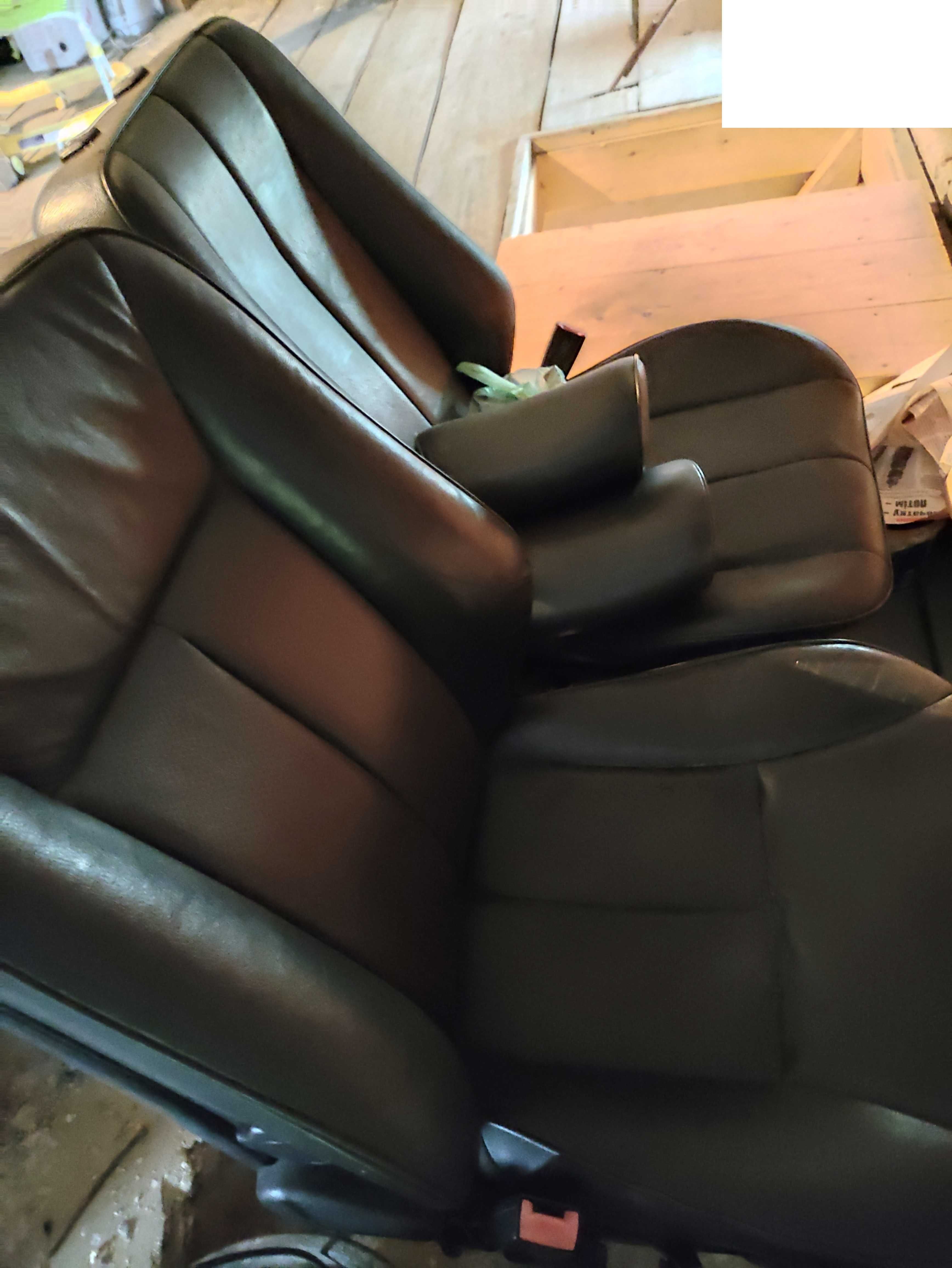 Сидіння W210 Салон W124 шкіряні сидіння W210 W124