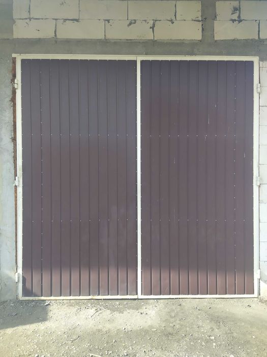 Drzwi garażowe 3x3
