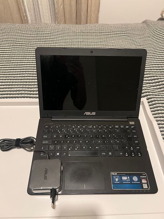 Komputer Asus x402c