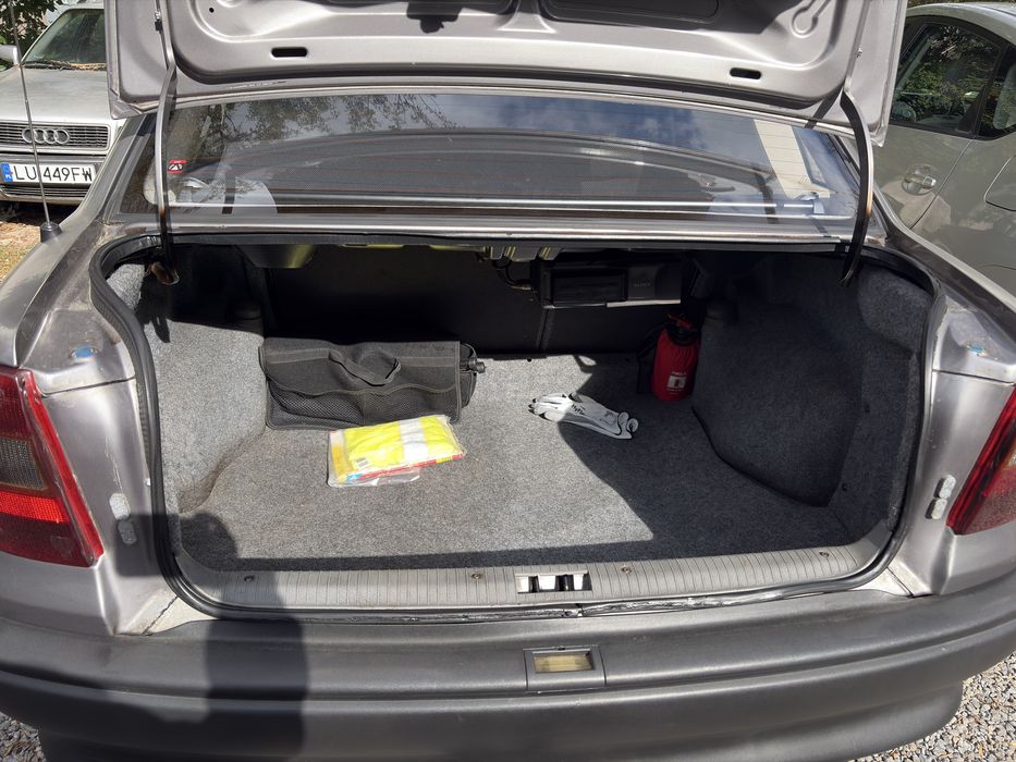 Opel Astra F - zadbany, po pełnym serwisie, gotowy do jazdy.