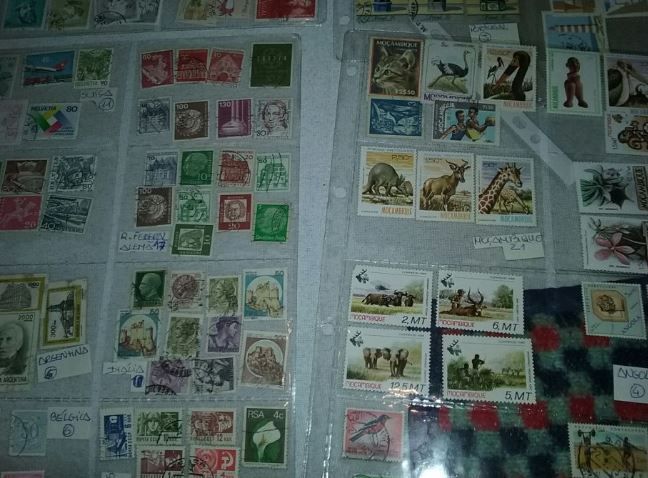 selos com e sem carimbo