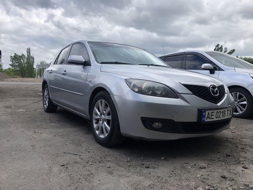 Продам Mazda 3