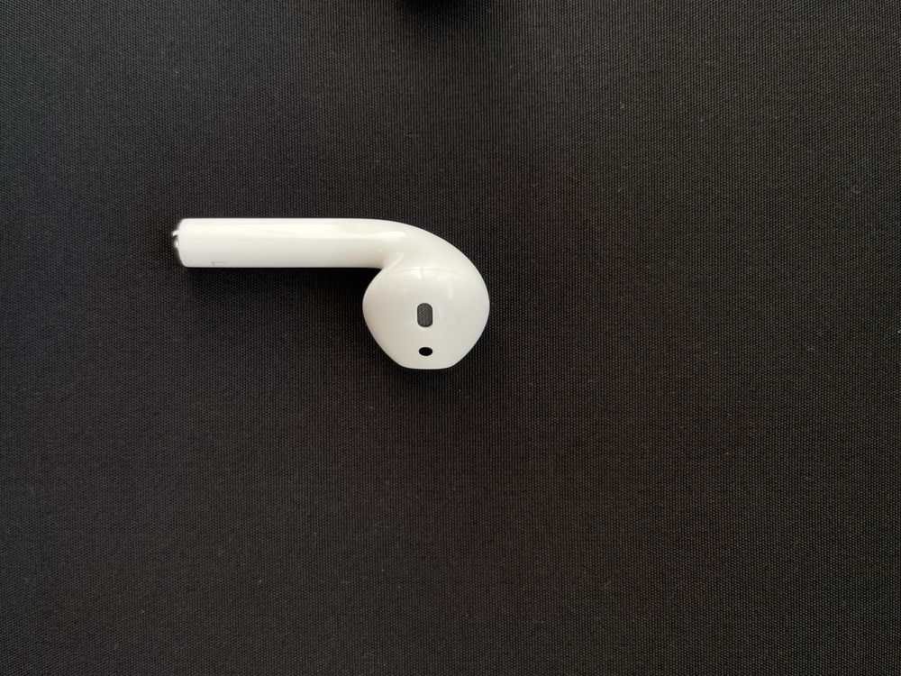 Навушник airpods 2 оригінал Левый А2031 Правый А2032 НОВІ АКУМУЛЯТОРИ