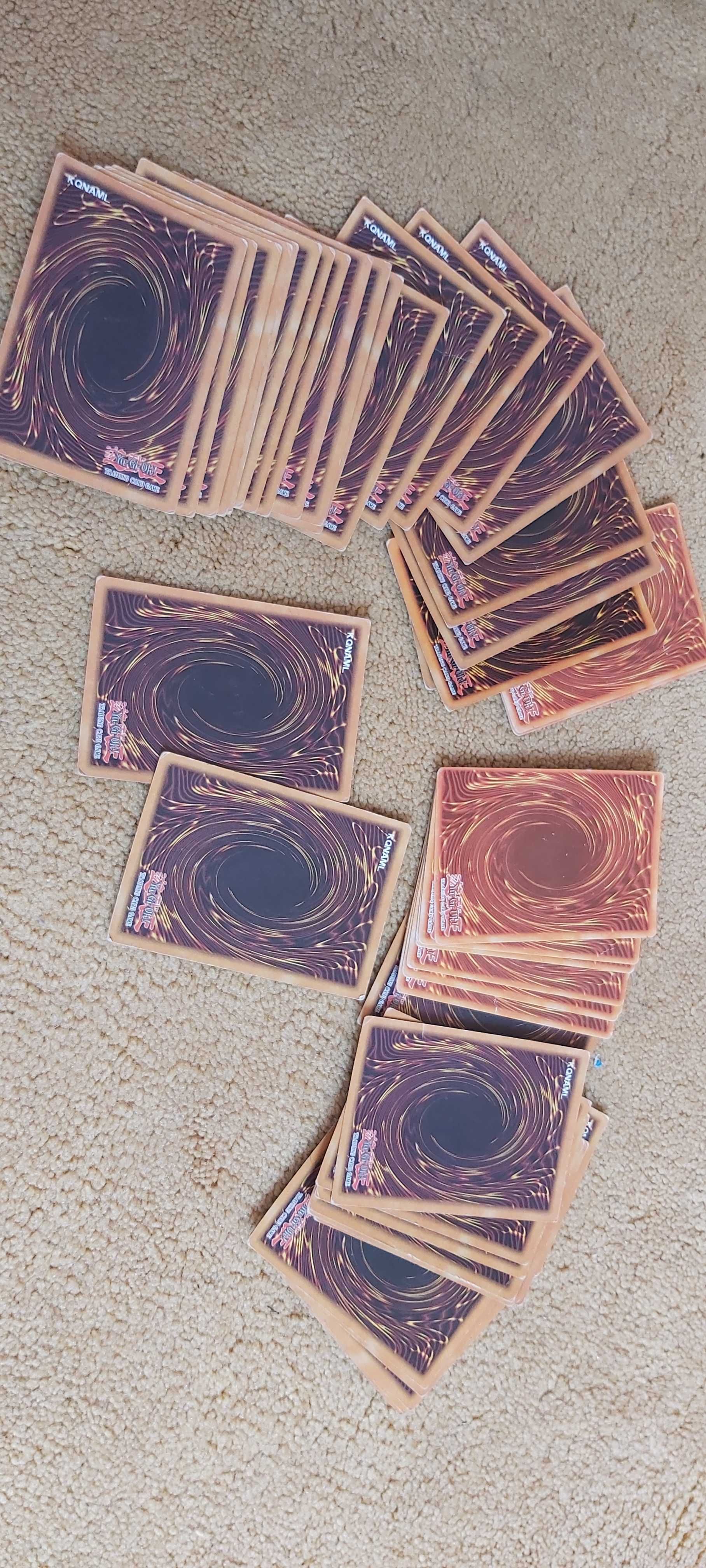 Karty kolekcjonerskie Yu-Gi-Oh! 47 sztuk