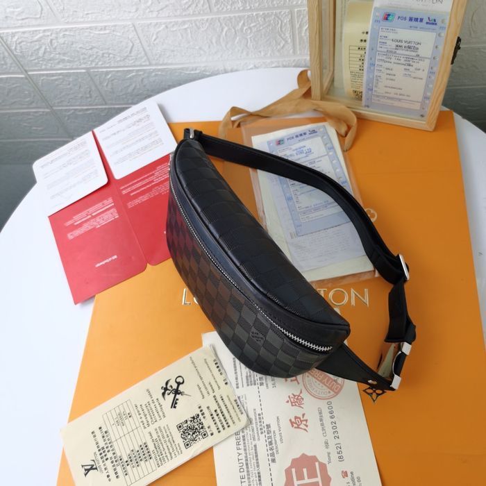 Бананка Louis Vuitton campus damier infini