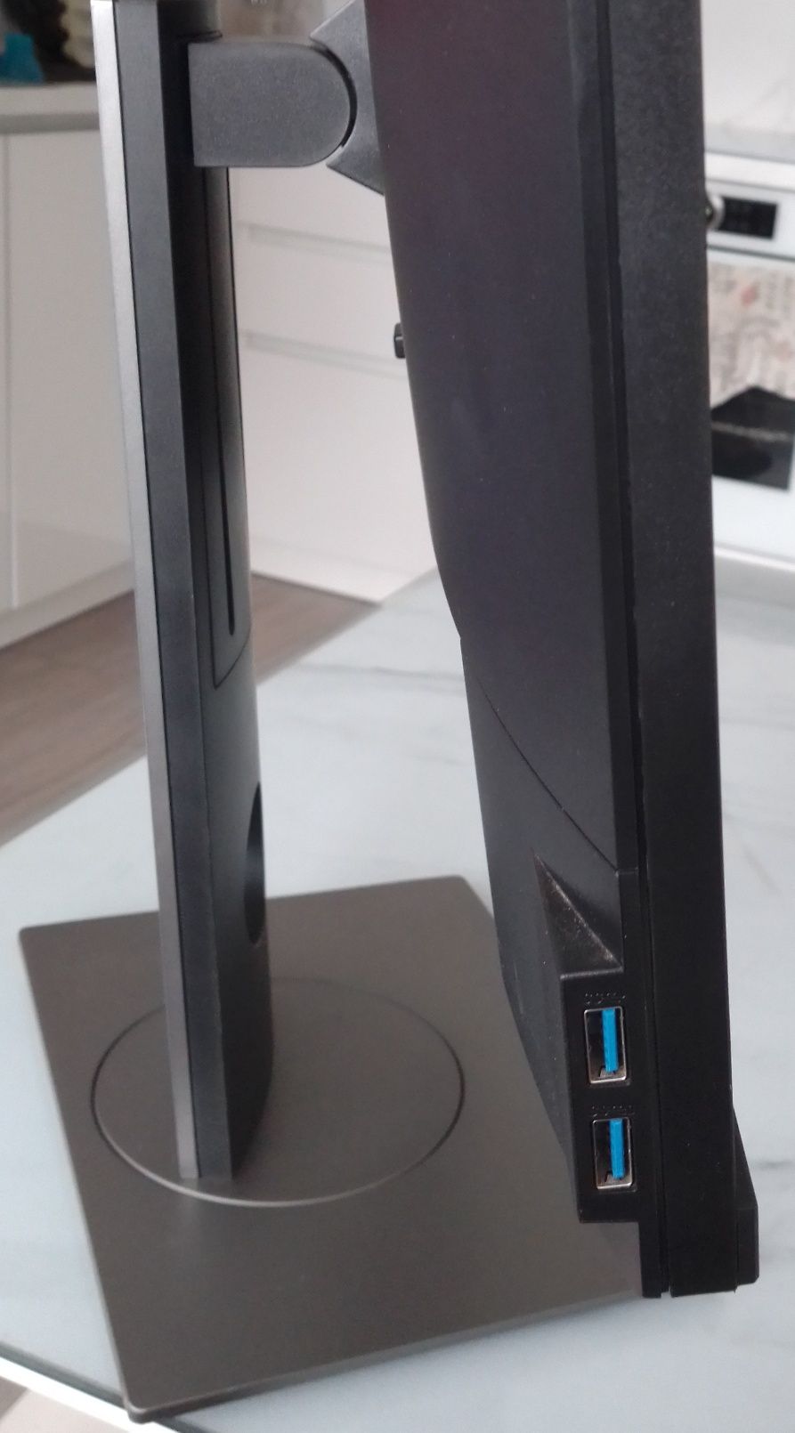 Монитор DELL P2418D