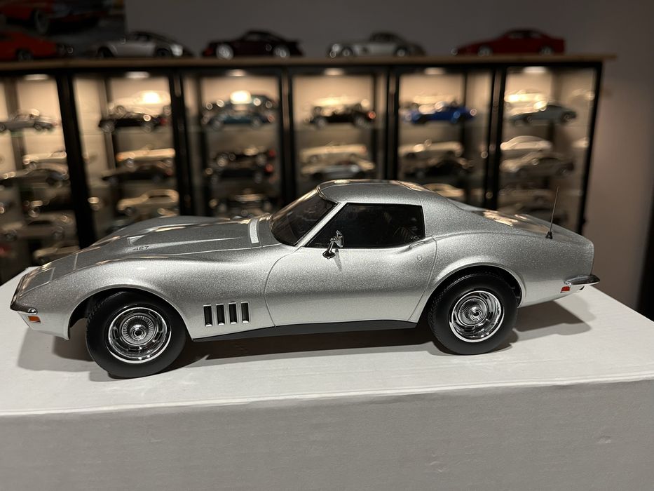 Chevrolet Corvette C3  1:18 Norev