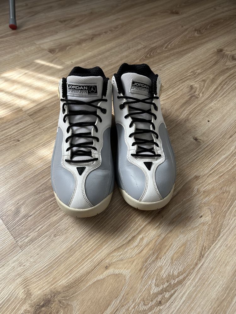 Nike jordan  Jumpman Team 1 White Wolf Grey  43