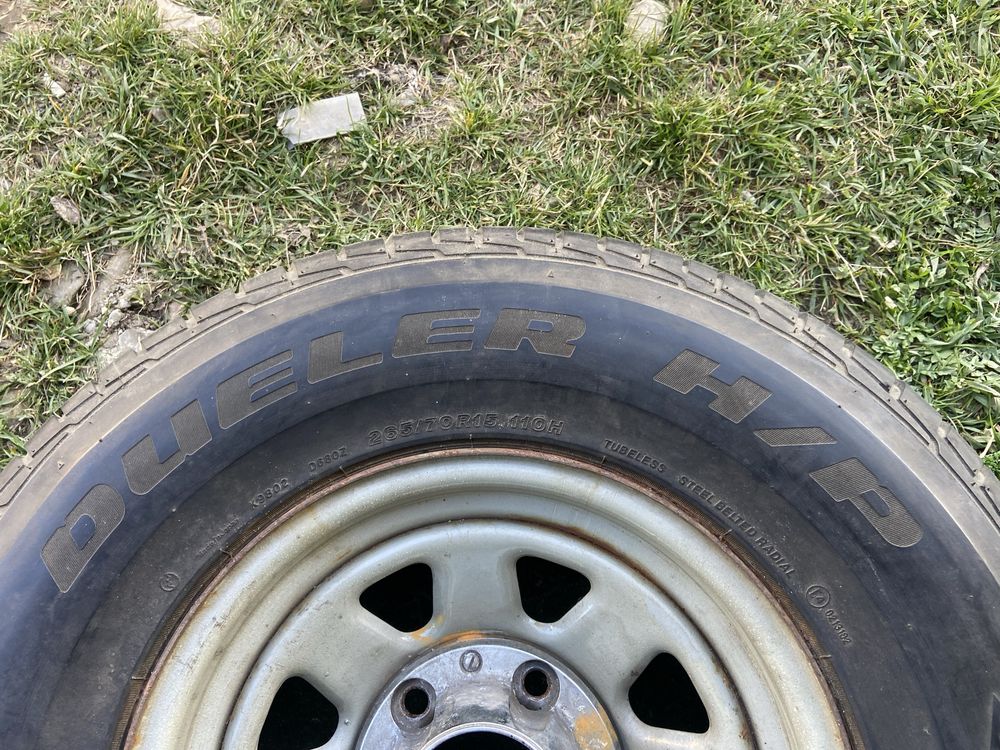 Диски металеві R15 5/139.7 Резина 265/70 R15 Bridgistone