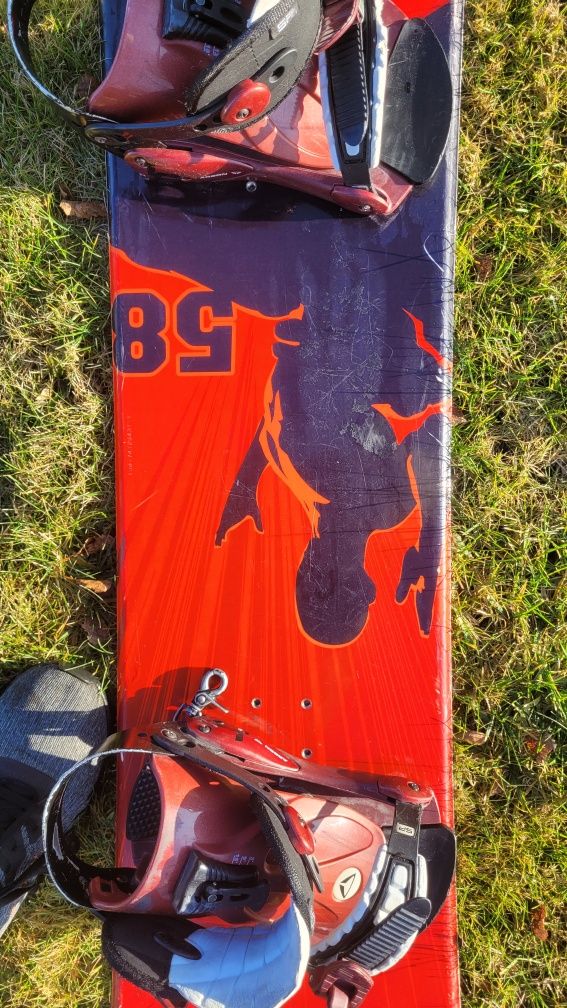 Deska snowboardowa Nidecker